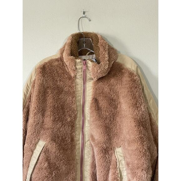 Faux Fur Jacket By OOF Women’s Size 42 Wear The Shapes Lab Oversized Soft Furry - Picture 2 of 7
